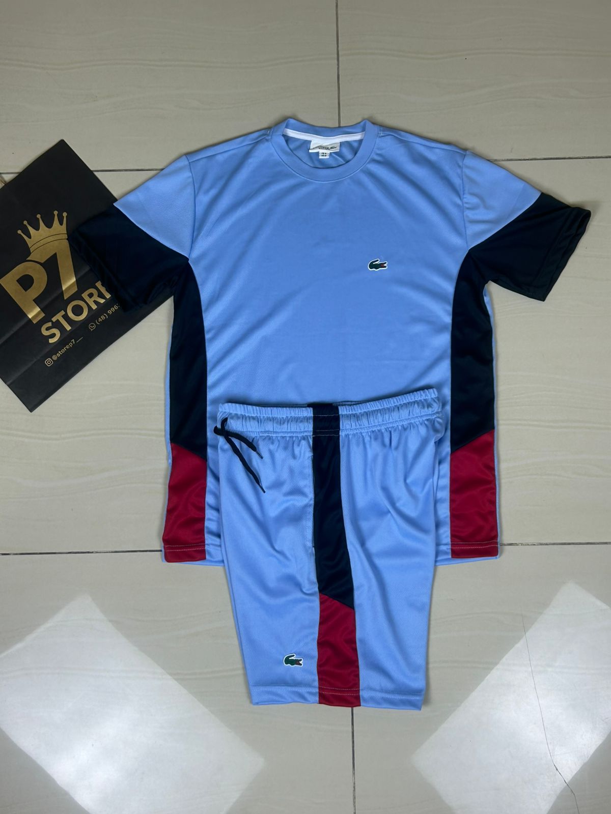 Conjunto Esportivo Lacoste (Azul Fraco)
