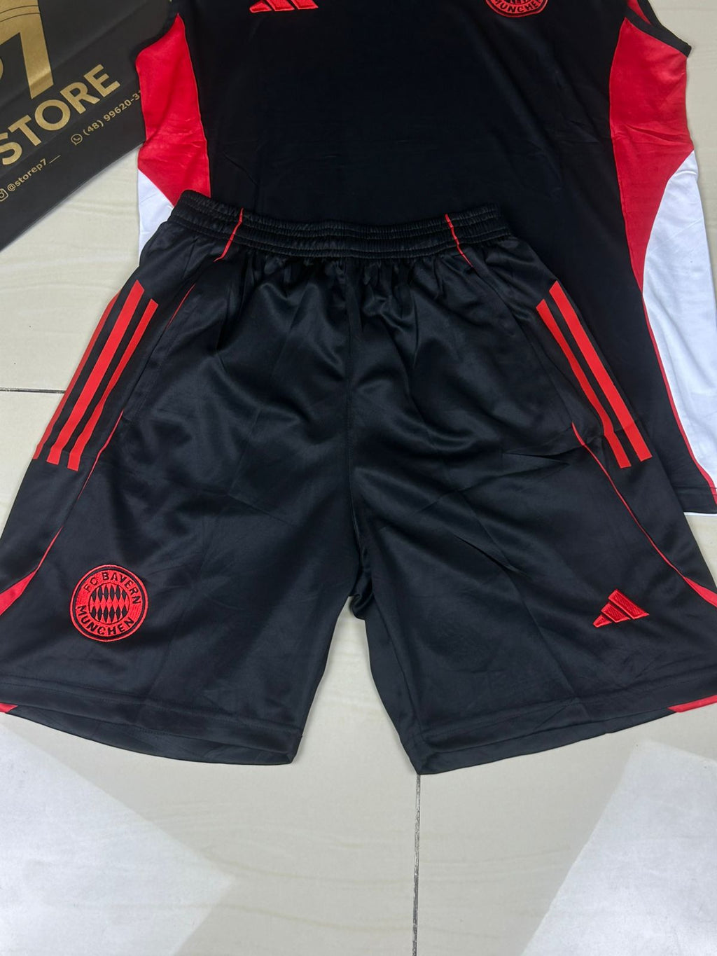 Conjunto Esportivo FC Bayern München (PRETO)