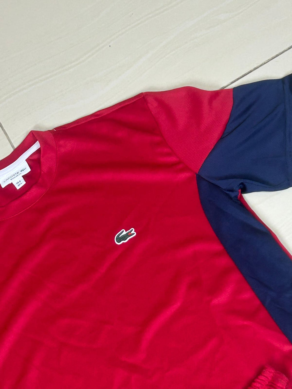 Conjunto Esportivo Lacoste (Vermelho)